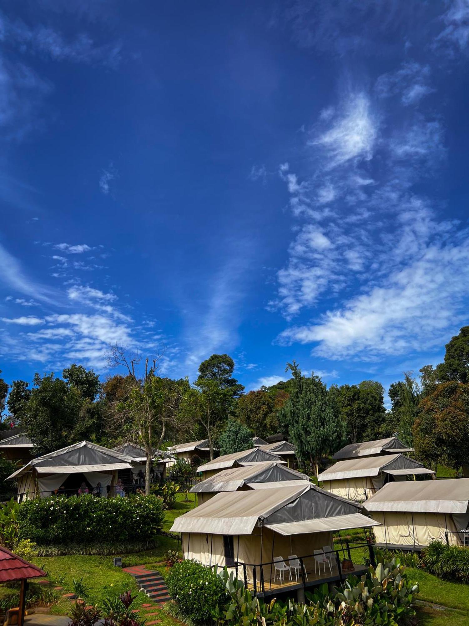 Trizara Resorts - Glam Camping Lembang Extérieur photo