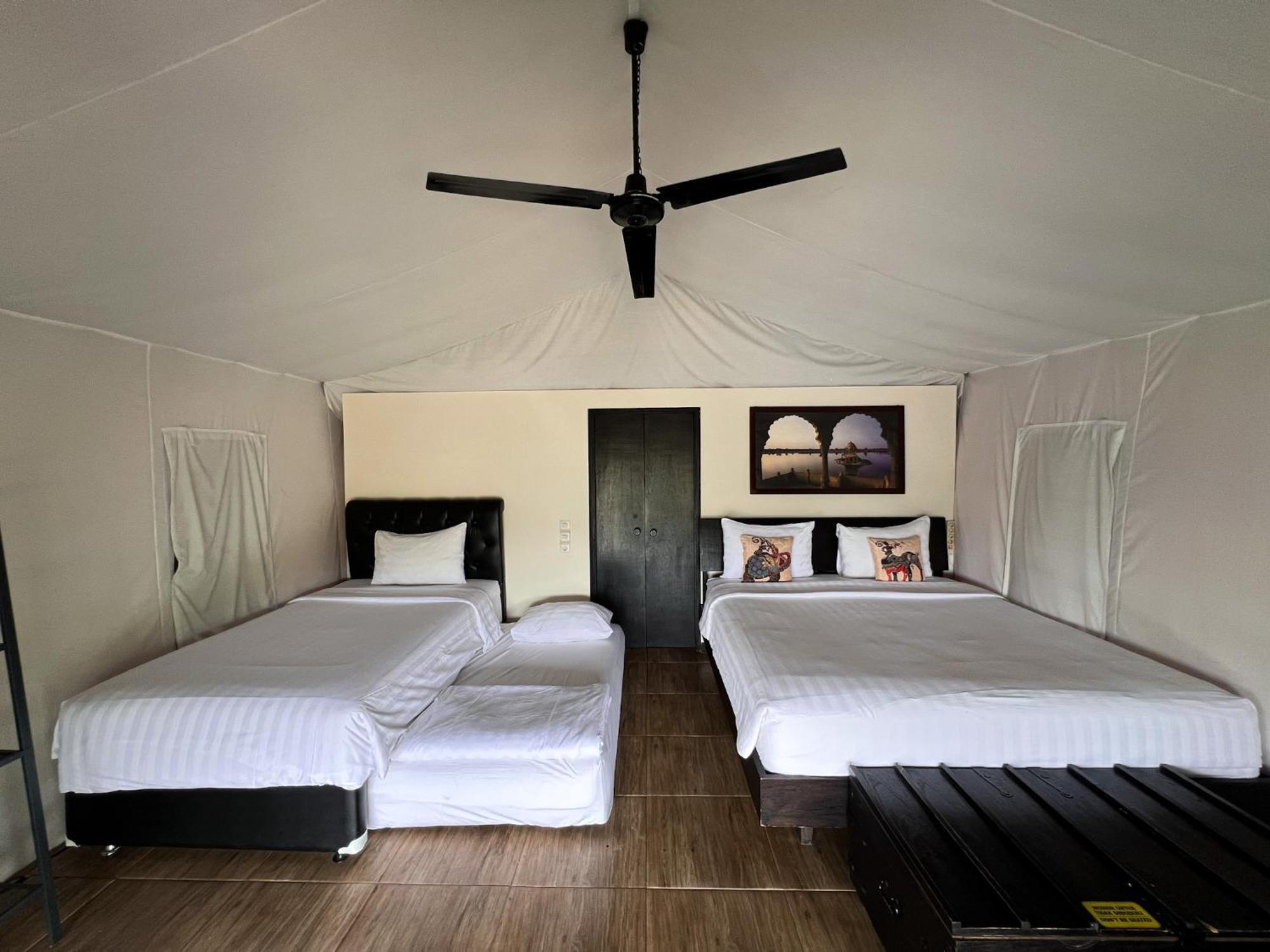 Trizara Resorts - Glam Camping Lembang Extérieur photo