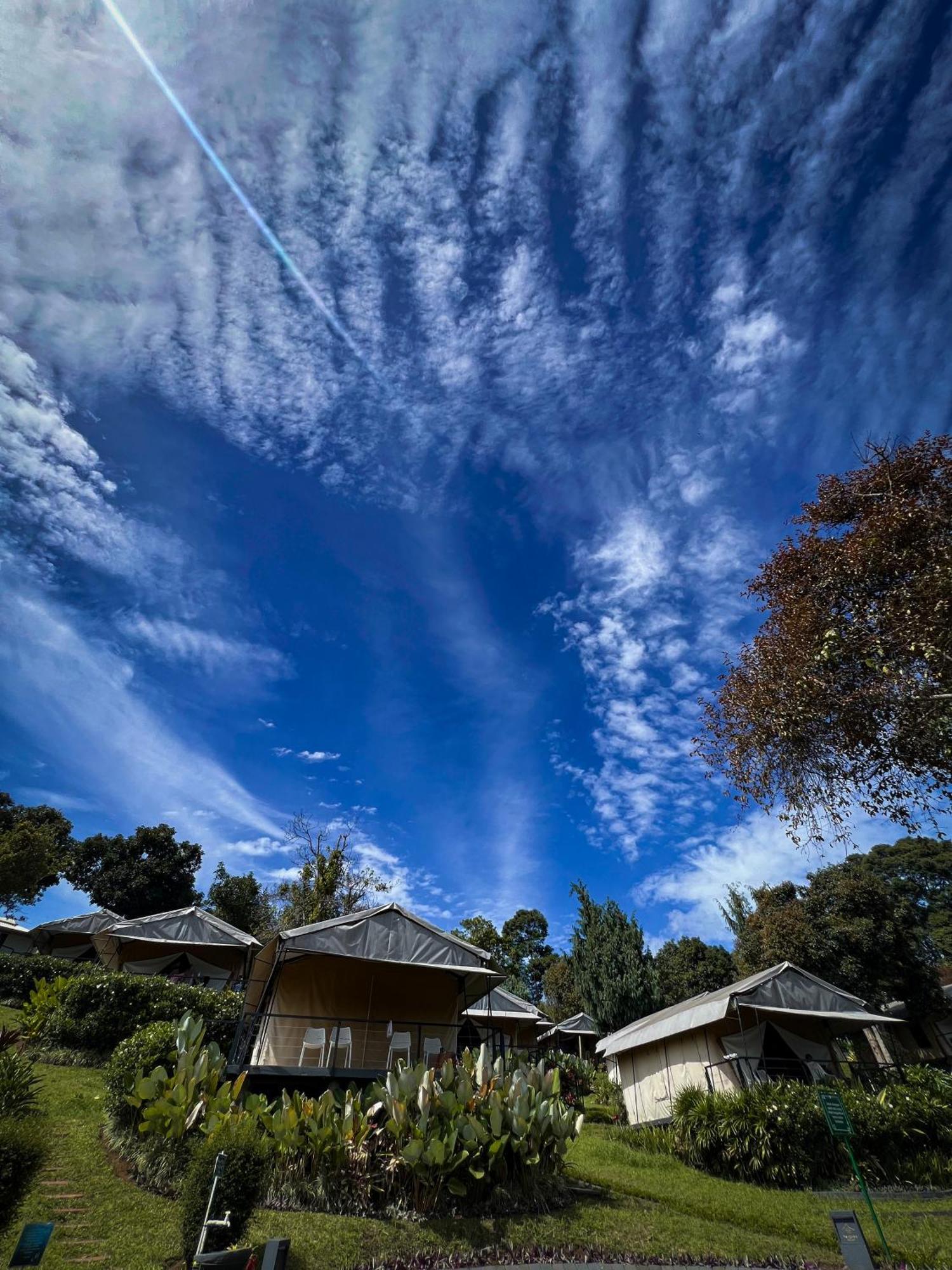 Trizara Resorts - Glam Camping Lembang Extérieur photo