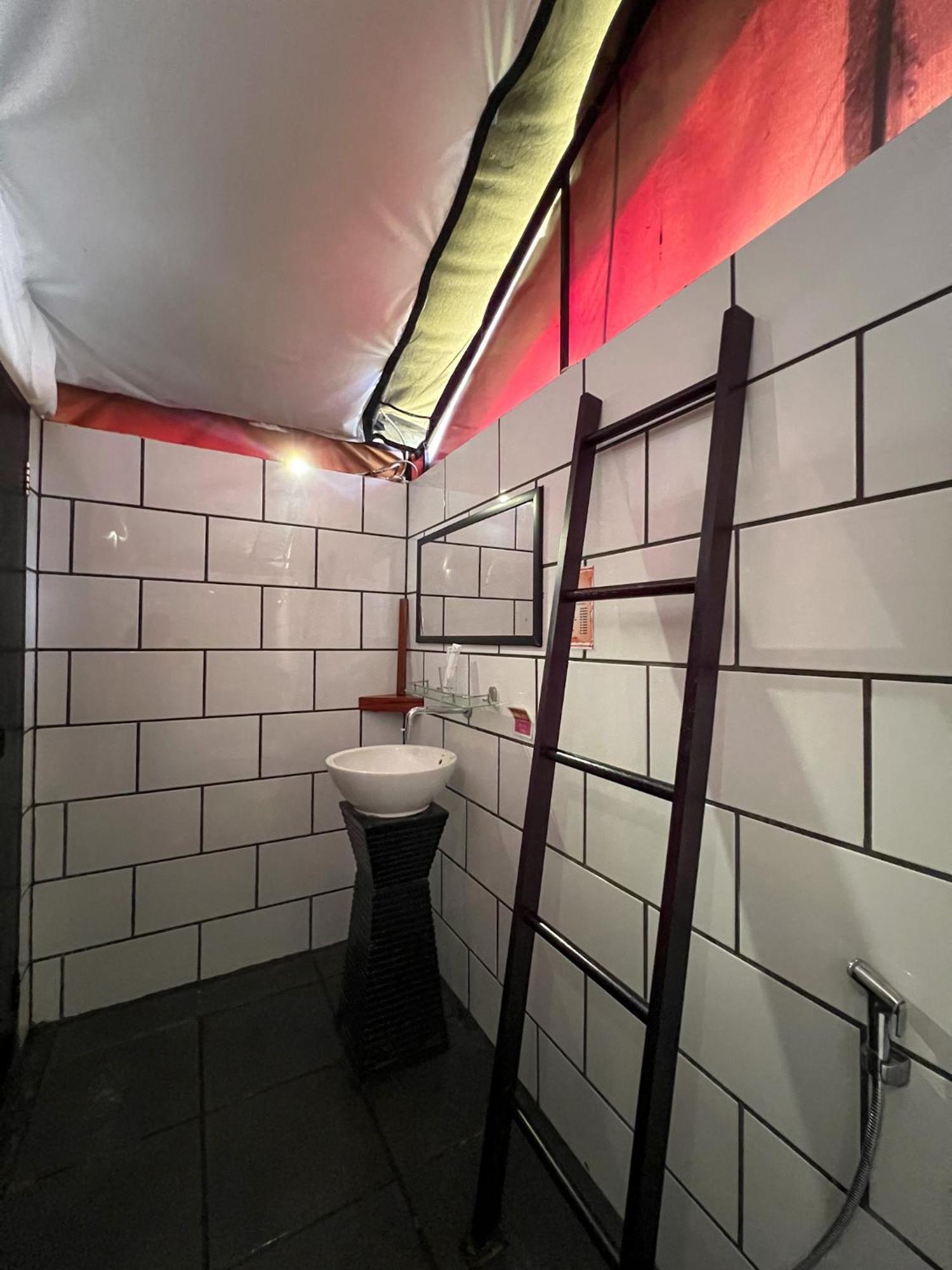 Trizara Resorts - Glam Camping Lembang Extérieur photo