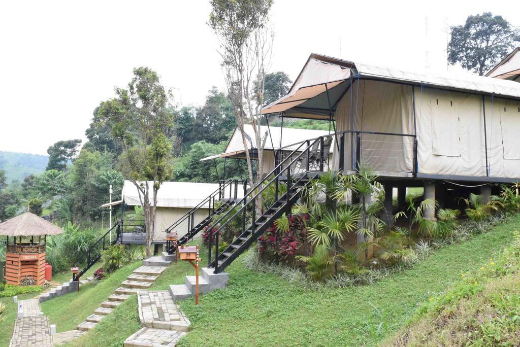 Trizara Resorts - Glam Camping Lembang Extérieur photo